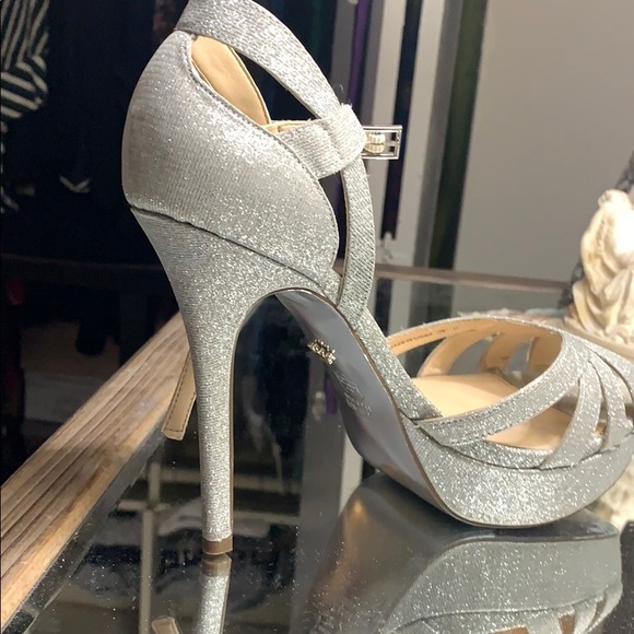 Open toed party heels - Picture 3 of 3